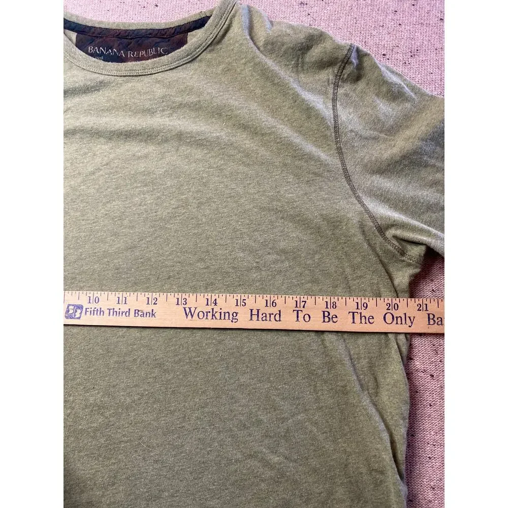 Banana Republic Soft Brushed Cotton Long Sleeve Tshirt Large Green